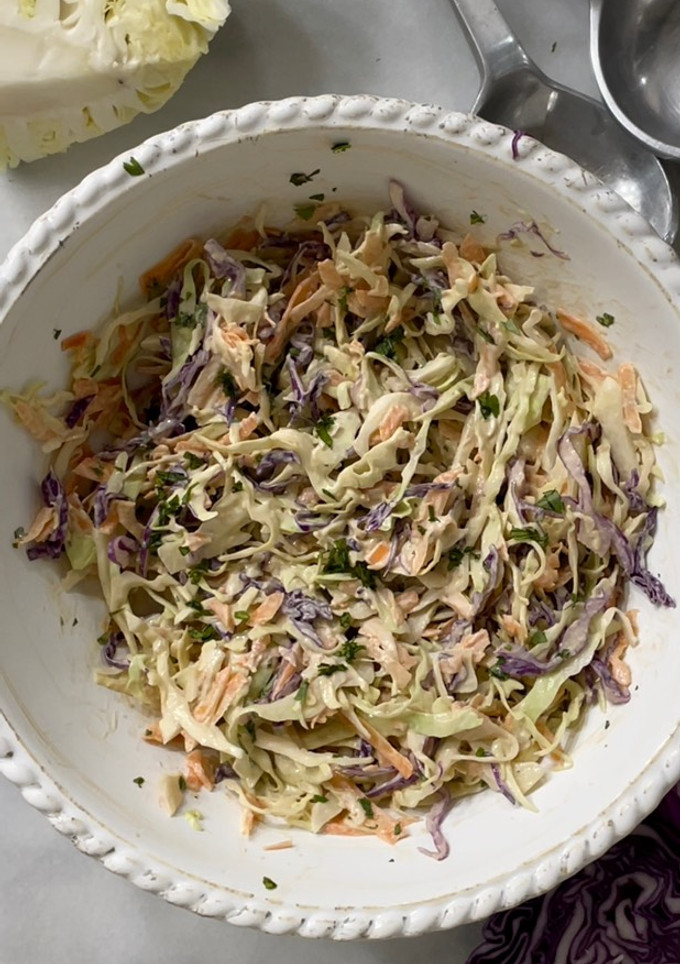 Una foto de Coleslaw sin lácteos y sin azúcar (vegana)