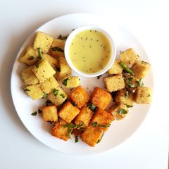 A picture of Vati Daal Khaman, Tam Tam Khaman, Mari Masala Khaman.