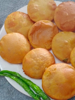 મસાલા પૂરી (Masala Poori Recipe In Gujarati) રેસીપી મુખ્ય ફોટો