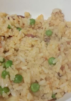फ्राइड राइस (Fried Rice recipe in Hindi) रेसिपी मुख्य फोटो