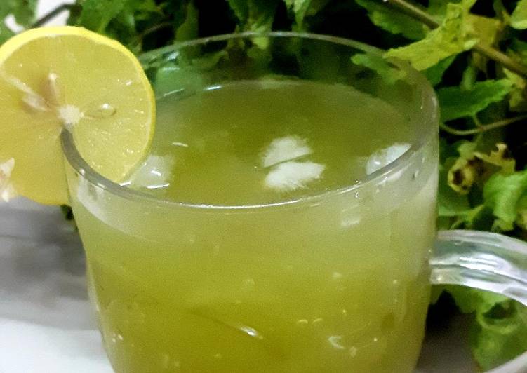 Simple Way to Prepare Mint lemonade in 29 Minutes for Young Wife