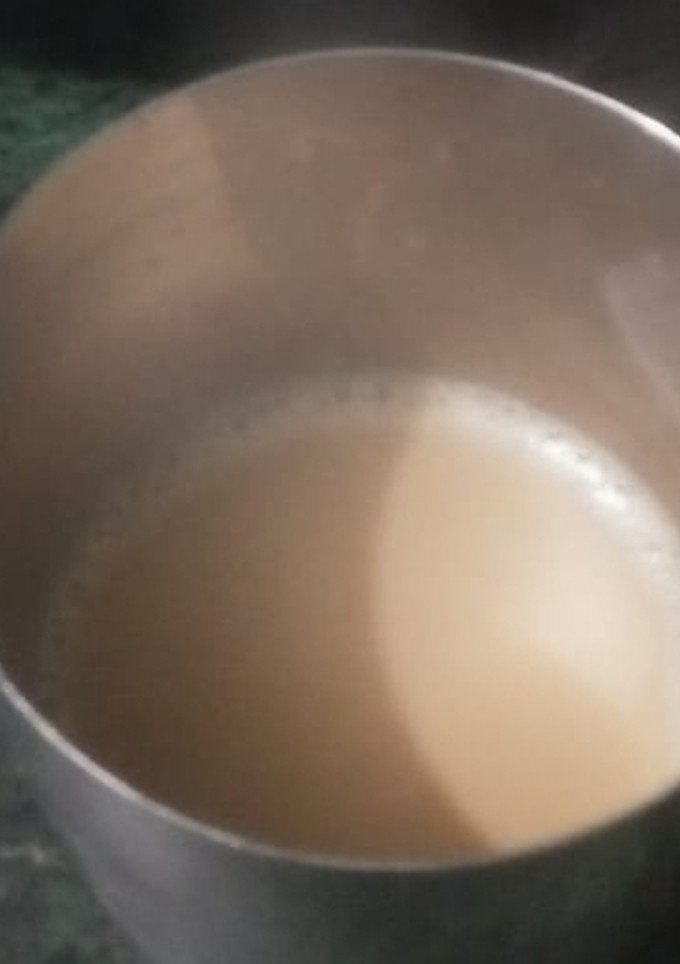 अदरक वाली चाय (Adrak wali chai recipe in hindi) रेसिपी मुख्य फोटो