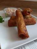 Rollitos filipinos de bacalao y morcilla