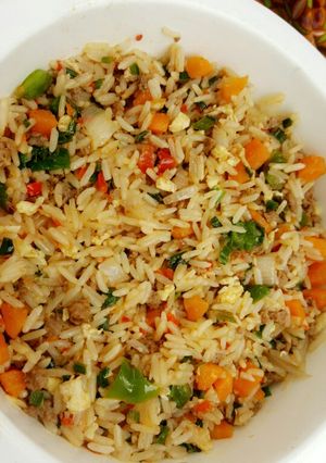 A picture of Chinese fried rice with minced meat.