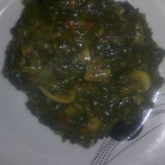 A picture of Creamy Mushrooms spinach.