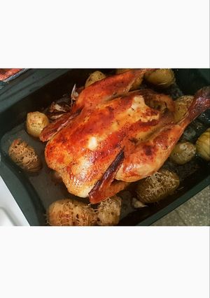 Sóoldatban pácolt szaftos egészben sült csirke recept fotója