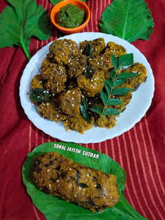પાલક નાં મુઠીયા (Palak Muthia Recipe In Gujarati) રેસીપી મુખ્ય ફોટો