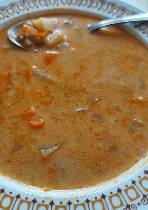 Tejszínes zöldséges lencseleves recept fotója