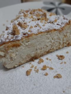 Una foto de Tarta de queso de turrón estilo la Viña