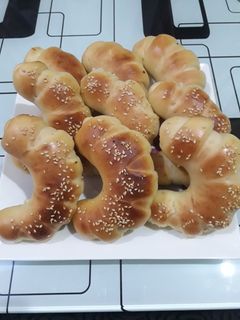 صورة لوصفة الكرواسون بالجبنه الاسطنبولي