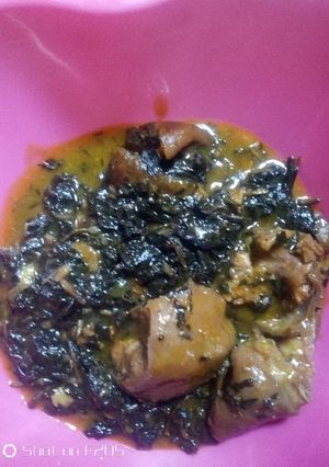 A picture of Cocoyam and Bitter leaf soup.
