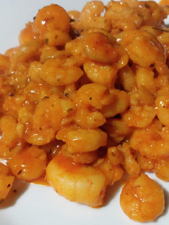 Una foto de Camarones al ajillo