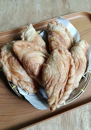 Foto resep Karipap (pastel singapura) isi kentang dan ayam