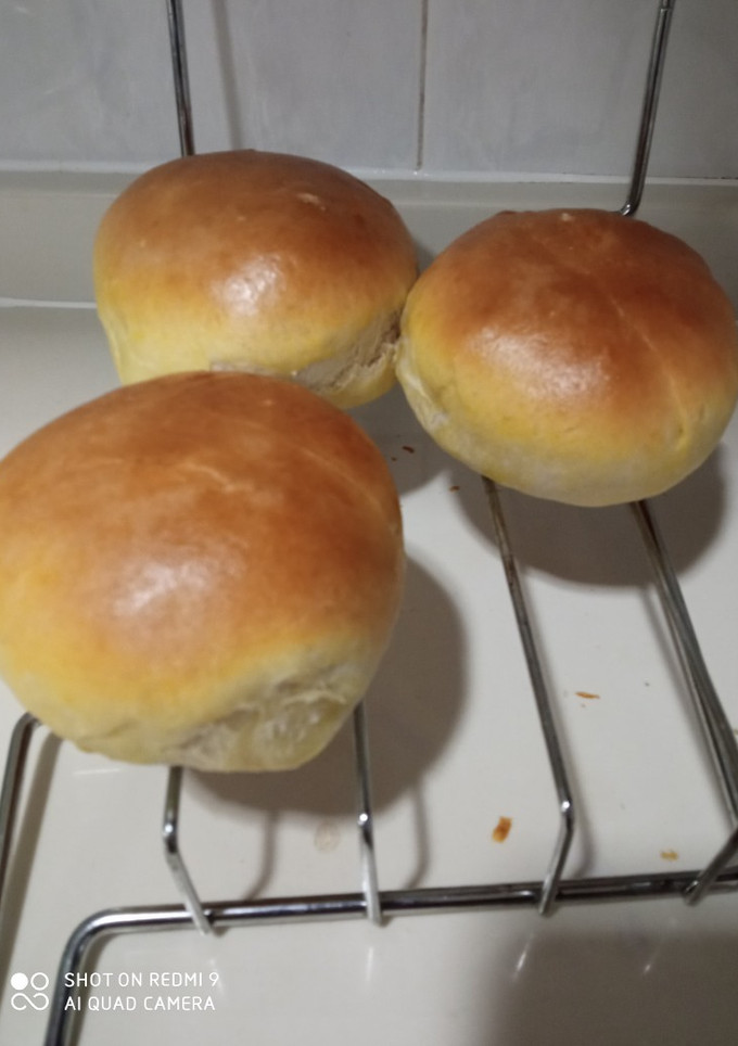 Una foto de Pan hamburguesa o perrito