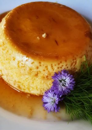 कैरेमल रवा पुडिंग (caramel rava pudding recipe in hindi) रेसिपी मुख्य फोटो