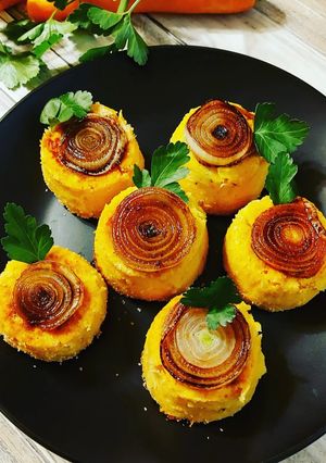 Foto di Sformatini di carote con cipolle caramellate