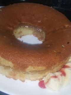 Una foto de Bizcocho rellena de mermelada de melón y plátano