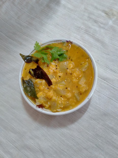 દૂધી ચણાની દાળનું શાક(dudhi chana dal nu saak recipe in Gujarati) રેસીપી મુખ્ય ફોટો