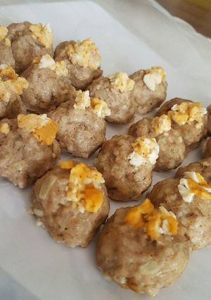 Foto resep Siumay dimsum toping salted egg yolk (flourless)