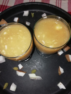 உளுந்தங்கஞ்சி(ulunthu kanji recipe in tamil) செய்முறை முக்கிய புகைப்படம்