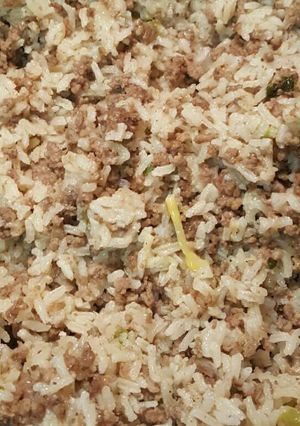 A picture of Dirty Rice.
