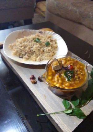 A picture of Chanay ki daal Gosht 🍲🍲🍲.