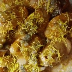 A picture of Stuffed papdi chat.