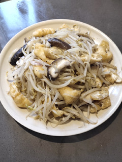 A picture of Sauteed Beansprouts.