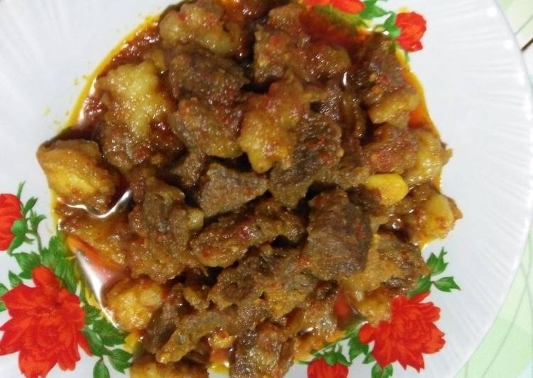 Resep Daging sapi bumbu rempah yang Lezat