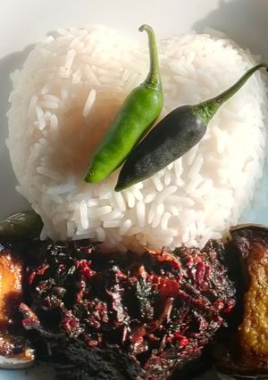 মাছের মাথা দিয়ে লাল শাক(macher matha diye laal saag recipe in Bengali) রেসিপির প্রধান ছবি