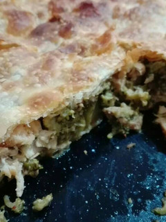 Una foto de Tarta de brócoli y pollo