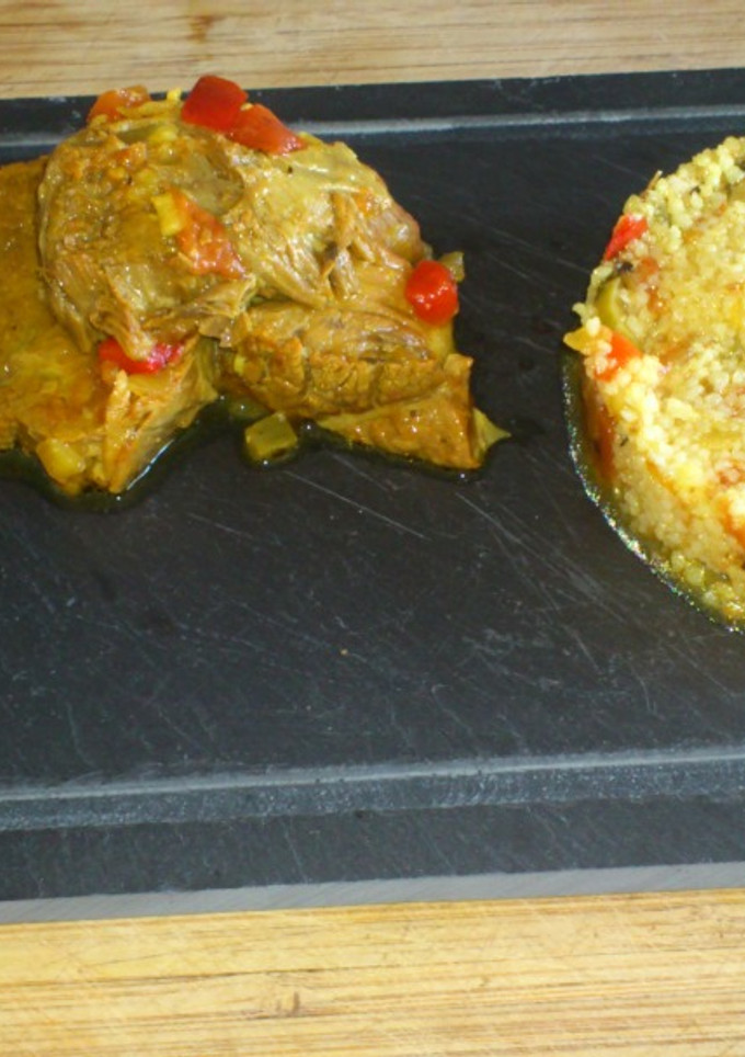 Una foto de Morcillo estofado con cuscus