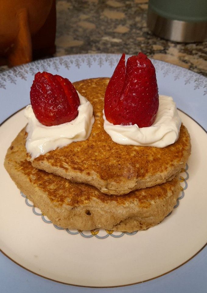 Una foto de Pancakes de avena y coco