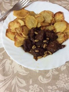 Una foto de Carrillada con piñones a lo Jose