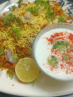 फोडणीची पोळी (Fodnichi Poli Recipe In Marathi) रेसिपी चे मुख्य फोटो