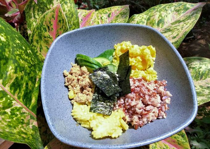 Anti Ribet, Buat Sushi Salad Bunda Pasti Bisa