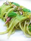 Spaghetti con crema di sgombro al forno e piselli