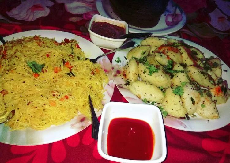 Vermicelli and fried idli