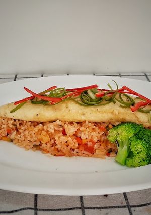 Hình của món Omlette rice.