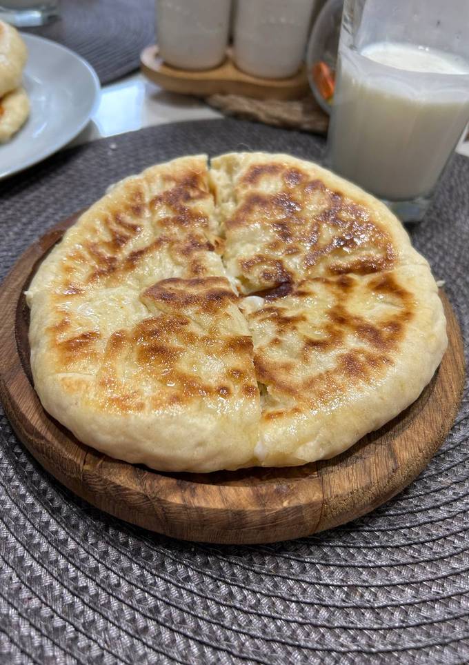 Коржик з сиром
