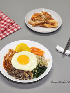 Foto resep Bimbimbap (Nasi Campur Daging dan Sayuran)