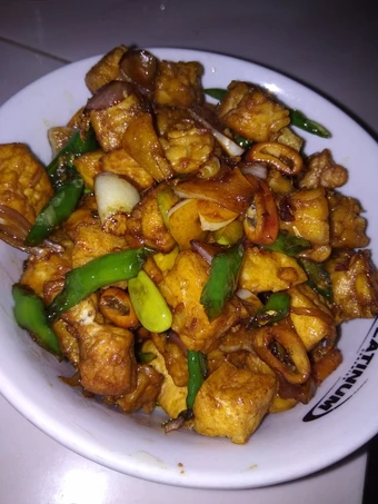 Langkah Gampang Membuat Resep  Tumis cumi asin tempe dan tahu cabe ijo yang Enak, Bikin Ketagihan