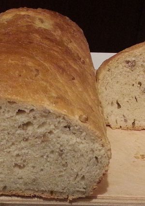 Köleslisztes kenyér napraforgómaggal recept fotója
