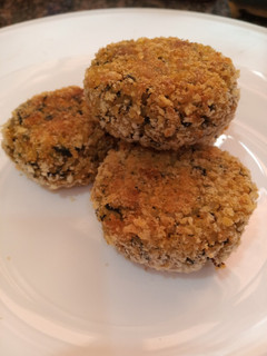 Una foto de Croquetas recicladas: sin gluten, veganas y al horno!