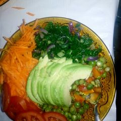 A picture of Peas and veggies.