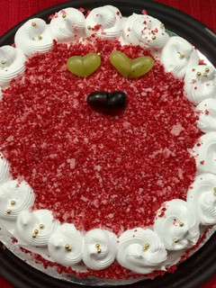 रेड वेलवेट केक (Red velvet cake recipe in Hindi) रेसिपी मुख्य फोटो