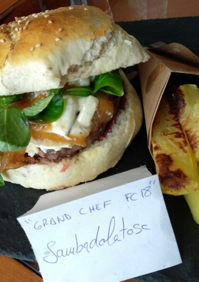 Una foto de Hamburguesa de lomo de ternera de aguja