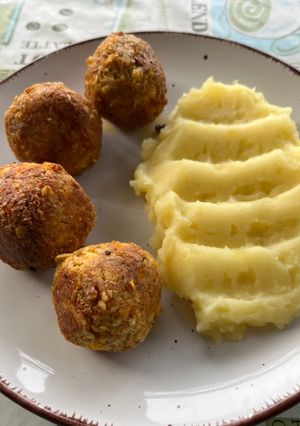 A picture of Tofu balls.