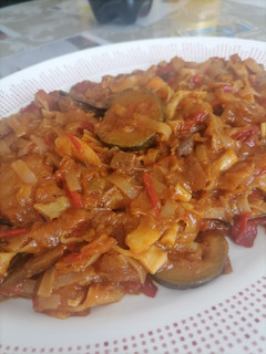 Una foto de Noodles de arroz con verduras Thermomix
