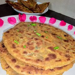 A picture of Puran poli.